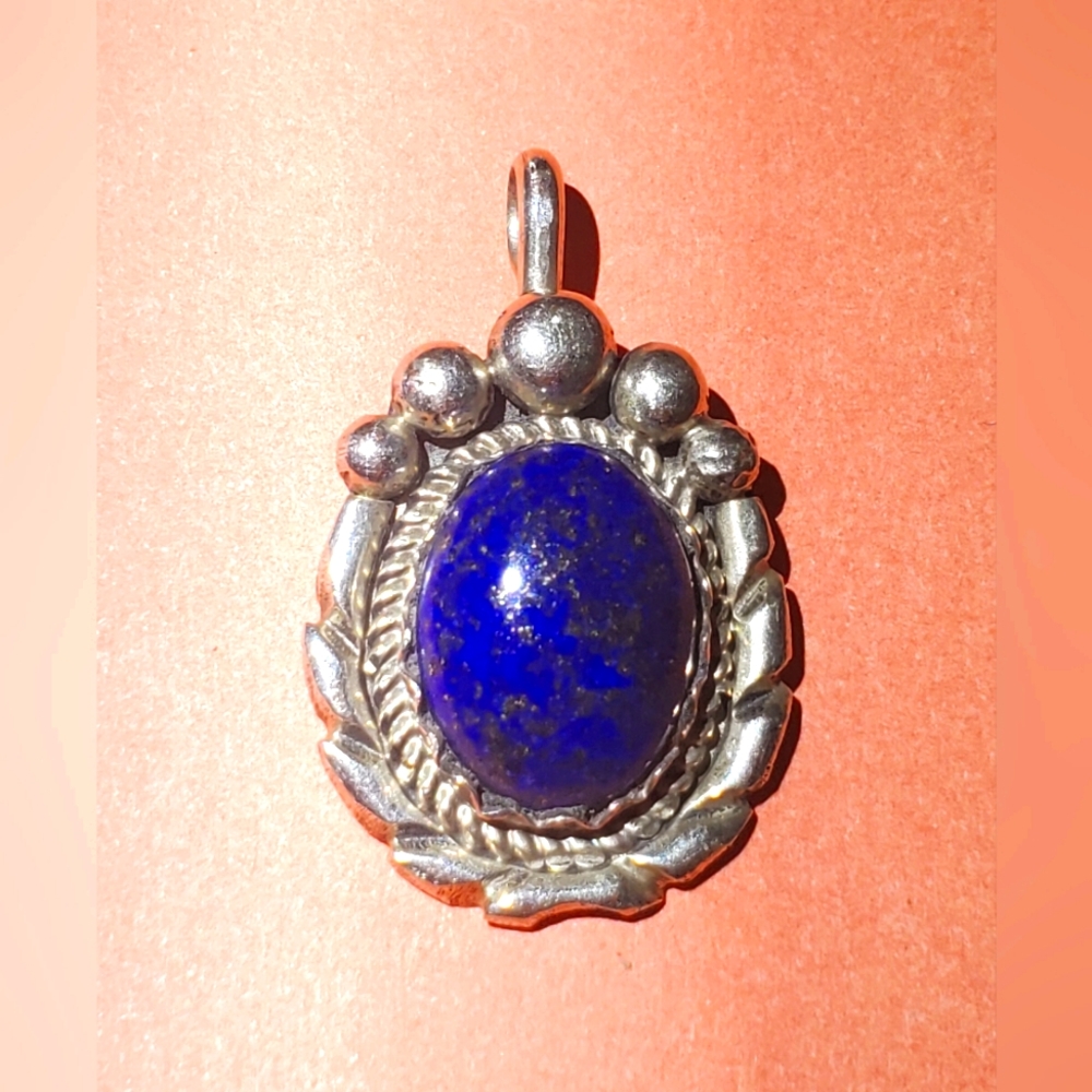 Vintage 925 signed Native Lapis Lazuli sterling silver pendant